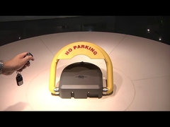 Fechamento de estacionamento esperto do carro automático de controle remoto